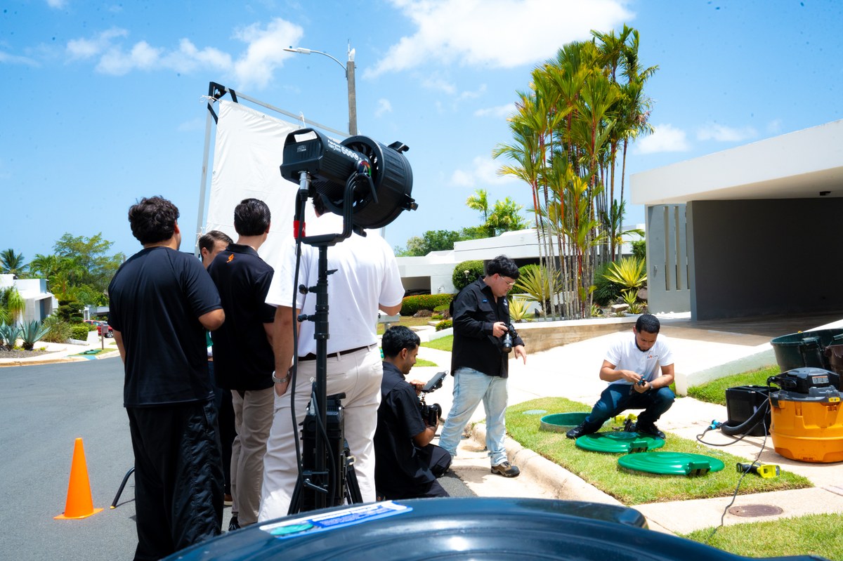 Grabando contenido detrás de cámara para documentar ZafaCare